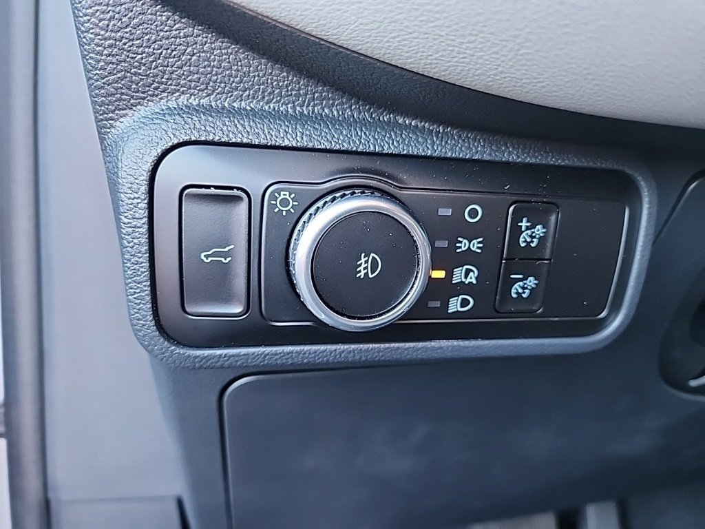 New 2025 Ford Explorer Active w/ Active Comfort Package image 34