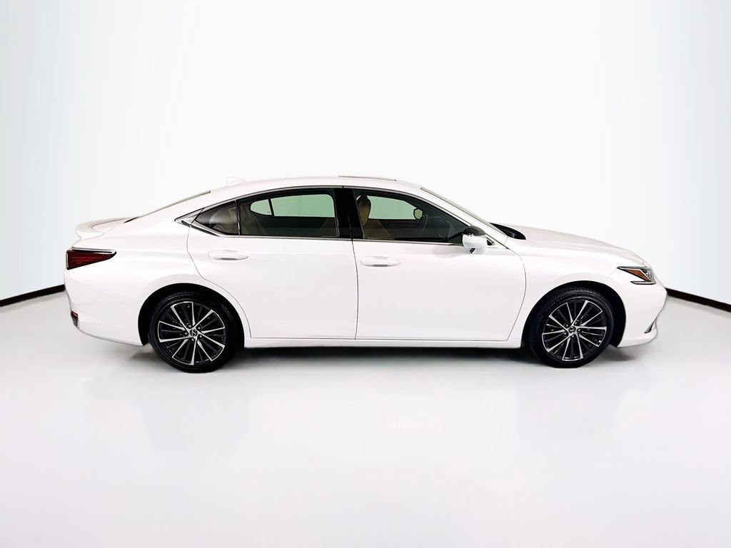 Certified 2025 Lexus ES 300h w/ Premium Package FWD image 4