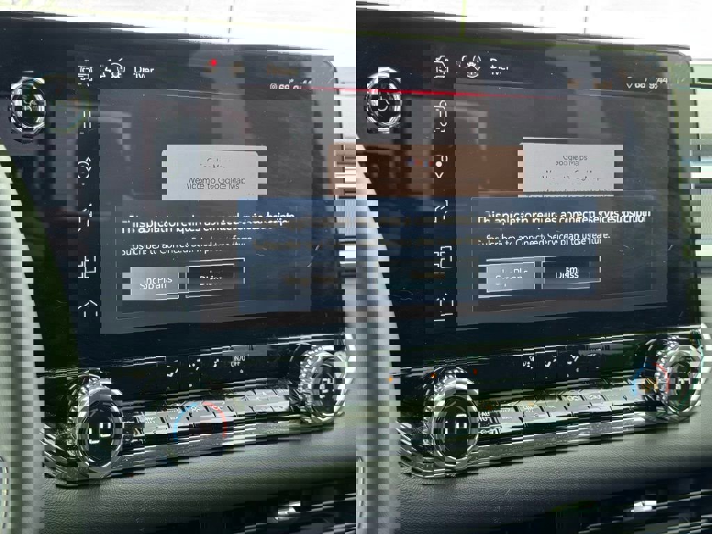 Used 2024 GMC Canyon Elevation w/ Convenience Package image 33