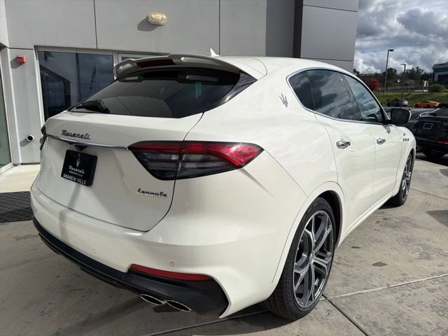 Certified 2022 Maserati Levante GT AWD/4WD image 8