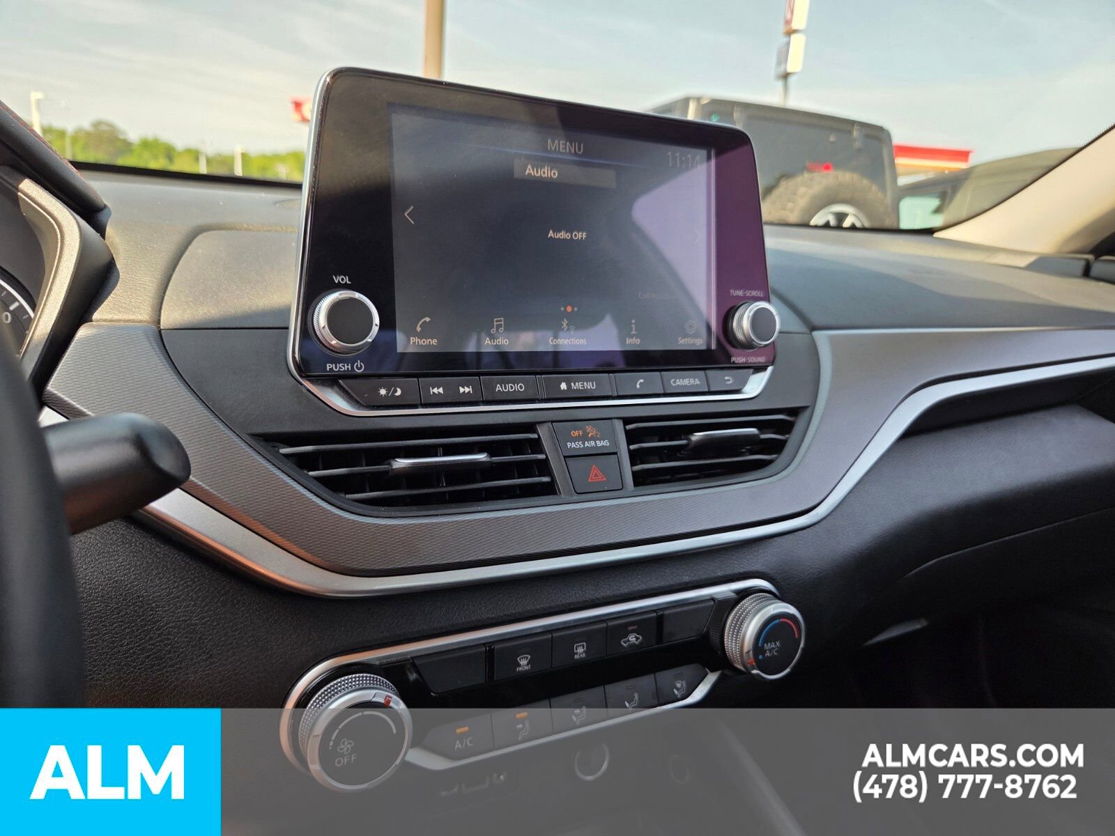 Used 2025 Nissan Altima 2.5 SR image 23