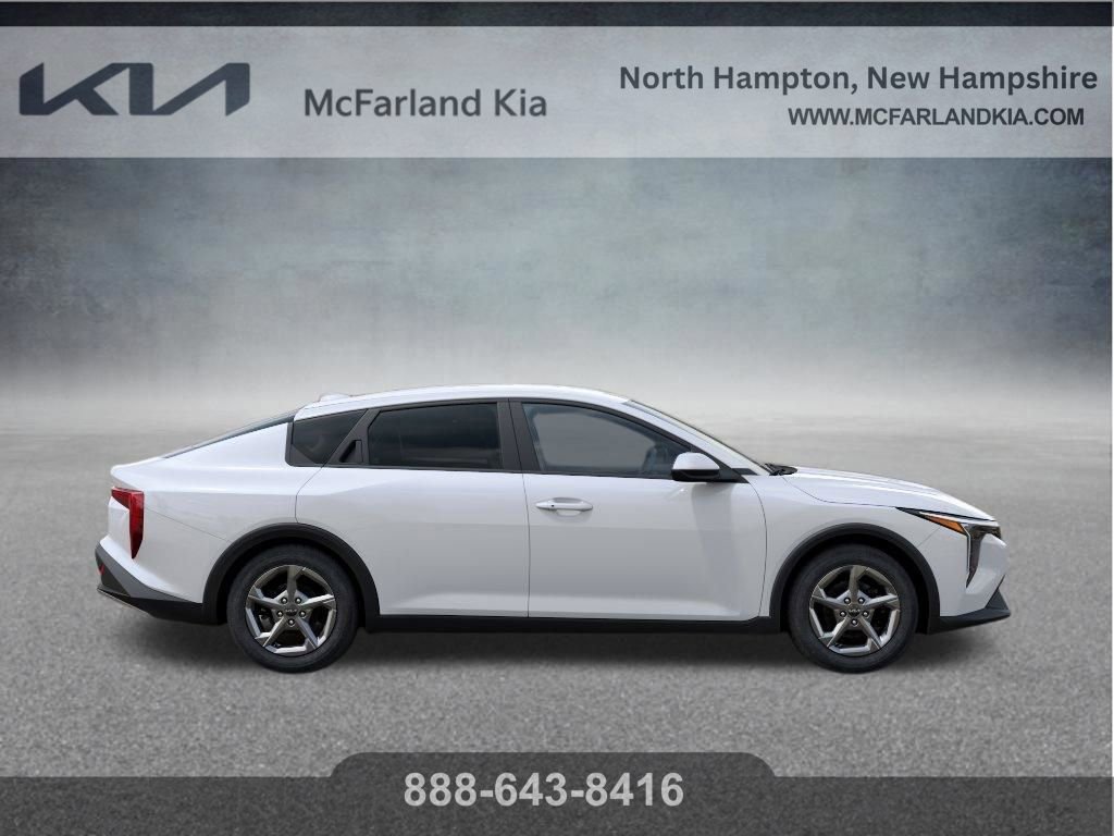 New 2026 Kia K4 LXS image 7
