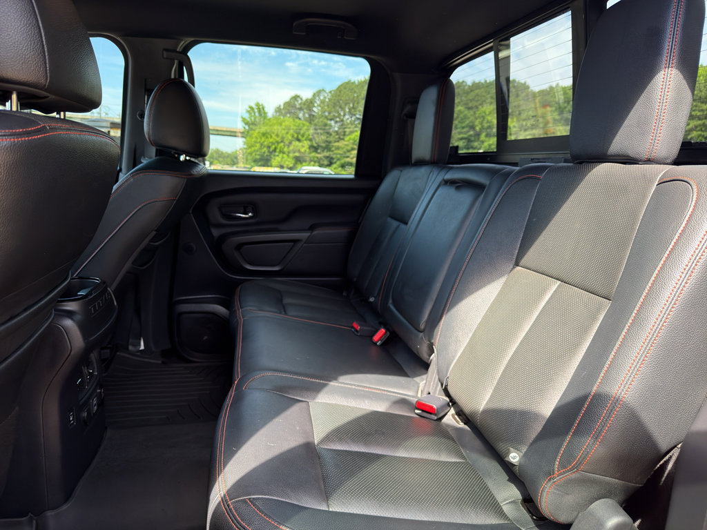 Used 2020 Nissan Titan PRO-4X w/ Pro-4x Convenience Package AWD/4WD image 14