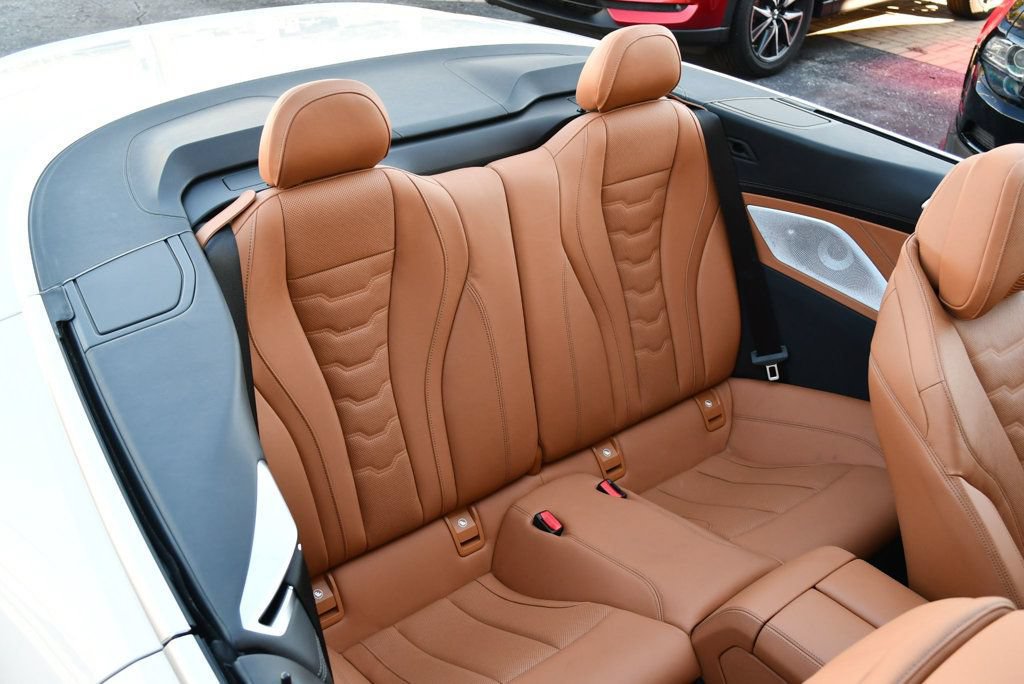 Used 2022 BMW M850i xDrive Convertible w/ Driving Assistance Package AWD/4WD image 18