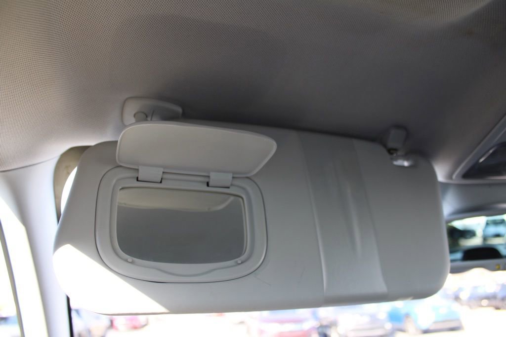 Used 2018 FIAT 500L Pop w/ Popular Equipment Group image 36