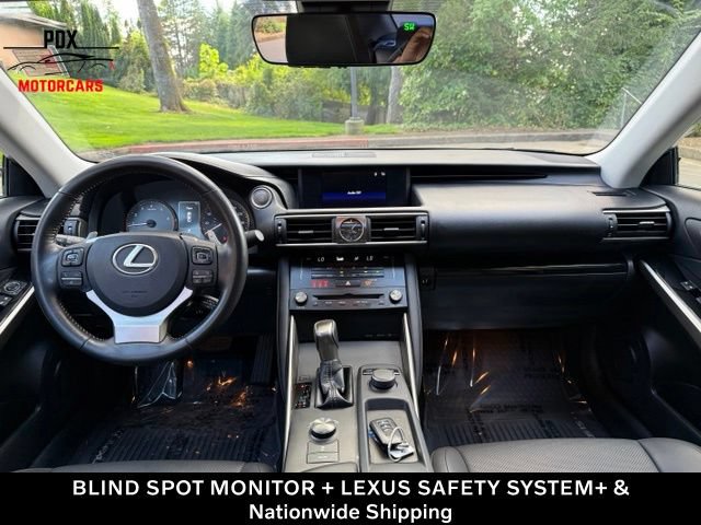 Used 2018 Lexus IS 300 RWD image 16