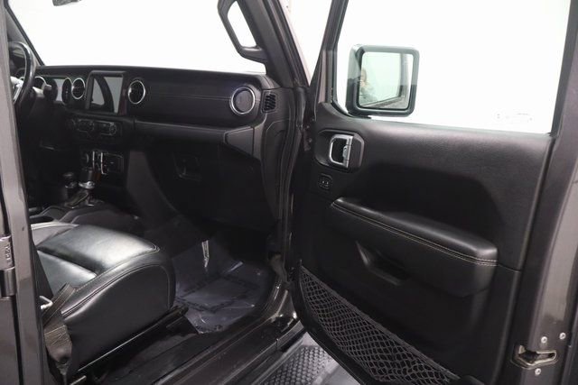 Used 2019 Jeep Wrangler Unlimited Sahara w/ Uconnect 4C Nav & Sound Group image 13