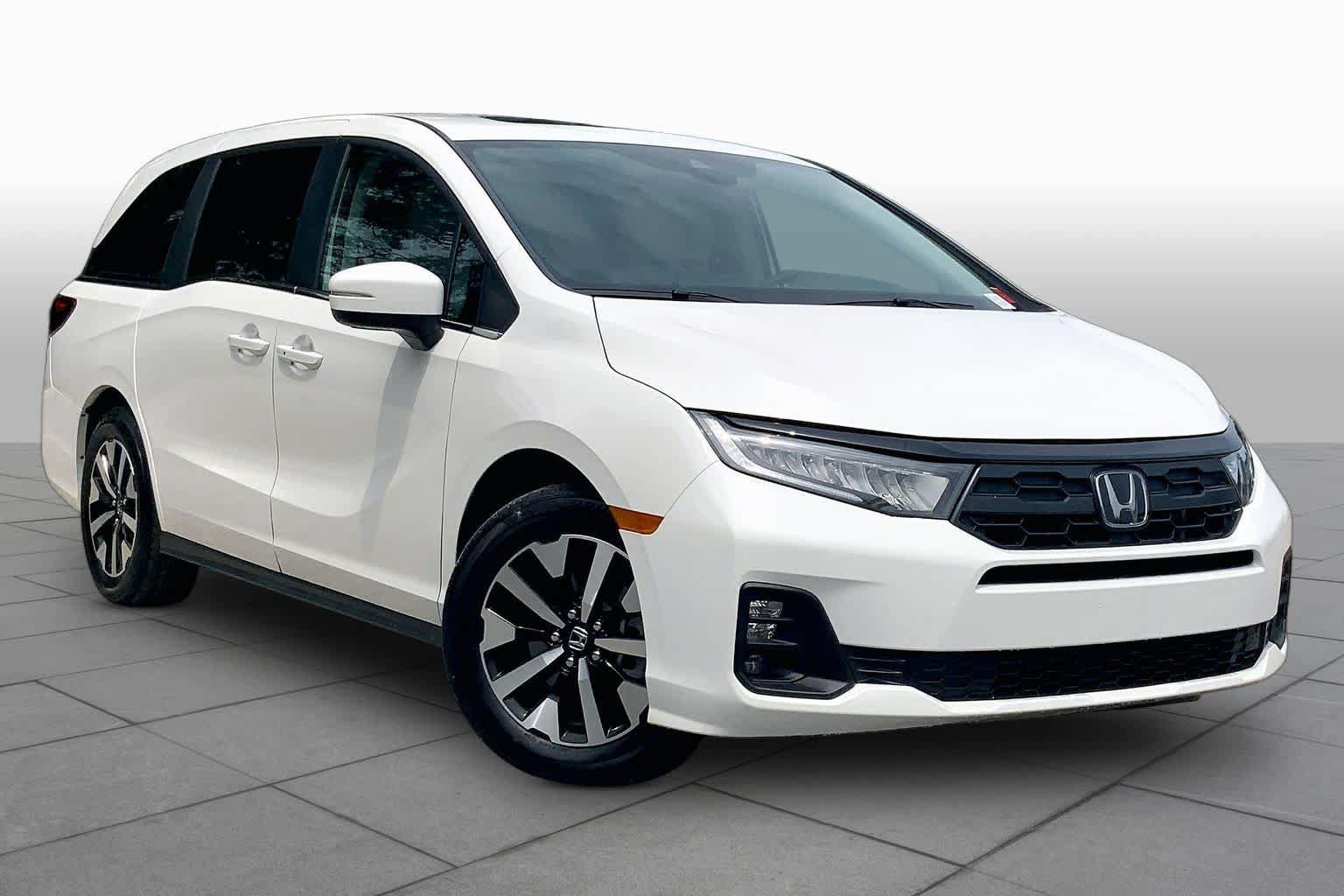 Used 2026 Honda Odyssey EX-L image 4