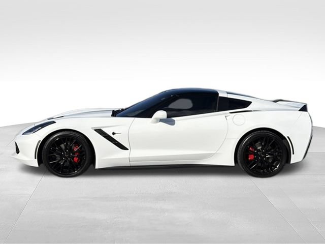 Used 2015 Chevrolet Corvette Stingray Coupe RWD image 2