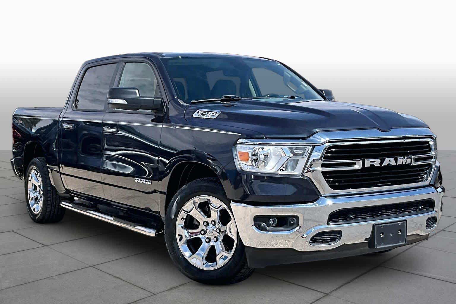 Used 2020 RAM 1500 Lone Star RWD image 3