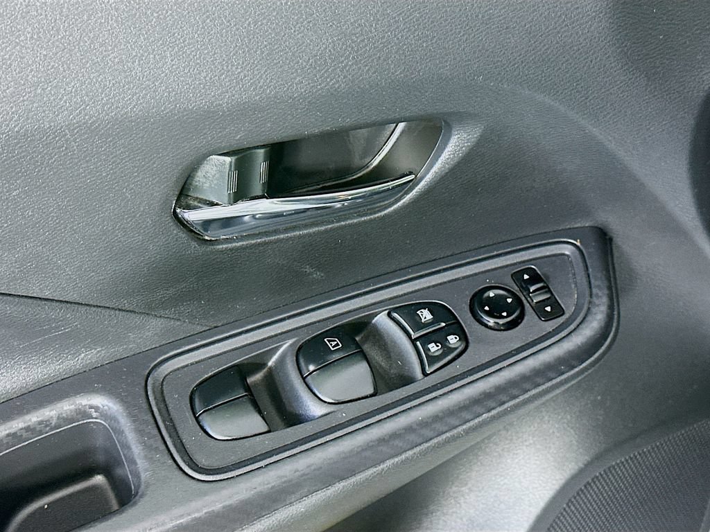 Used 2023 Nissan Versa SV FWD image 24