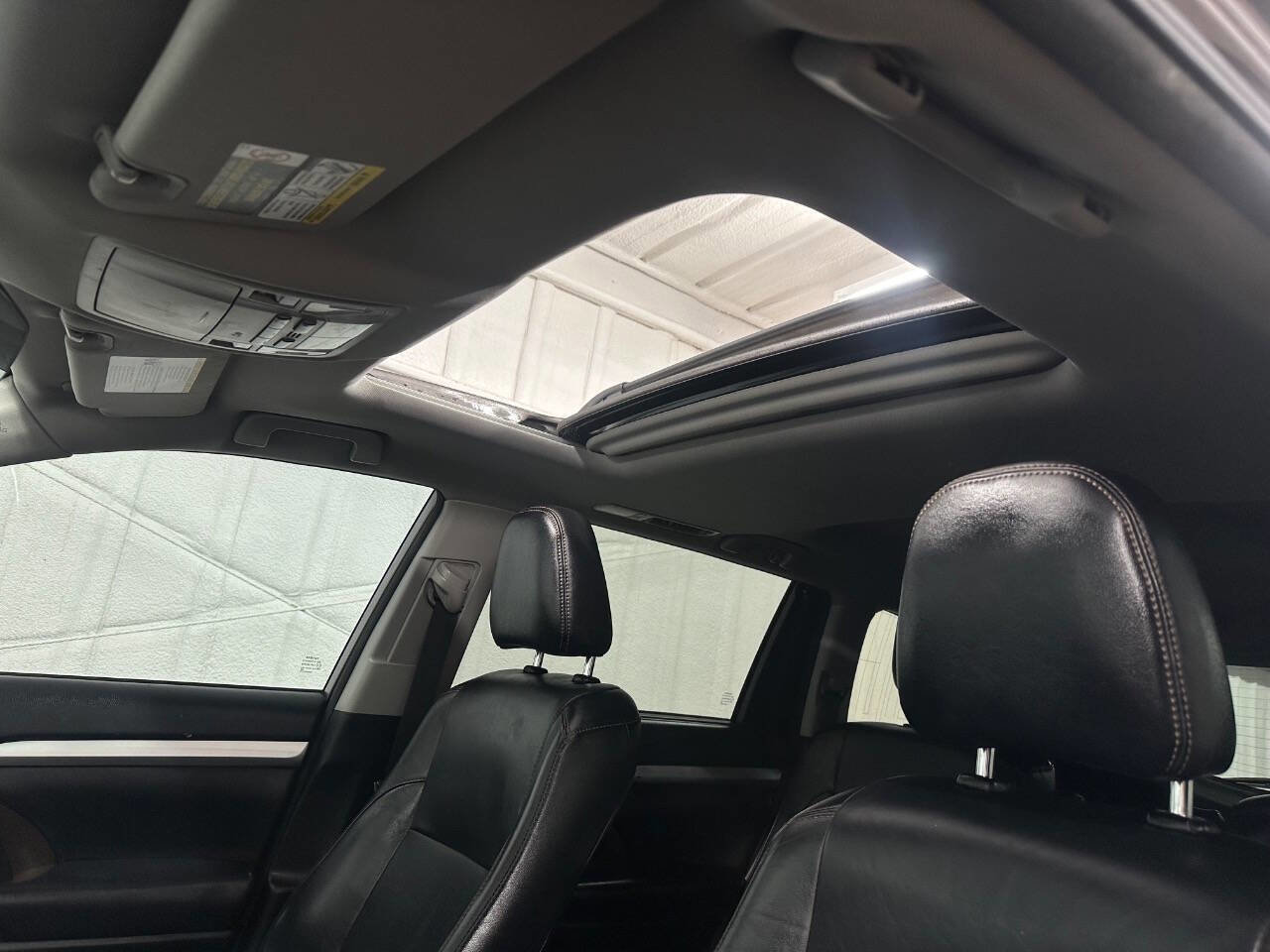 Used 2018 Toyota Highlander XLE image 26