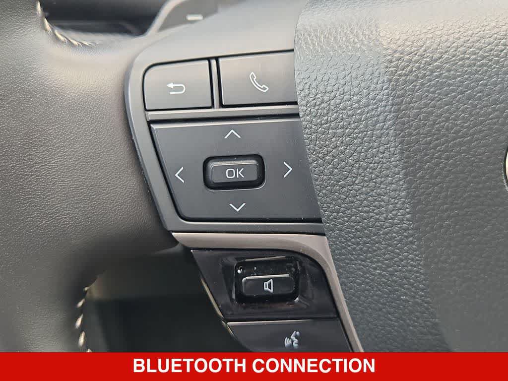 Used 2025 Toyota Camry SE FWD image 22