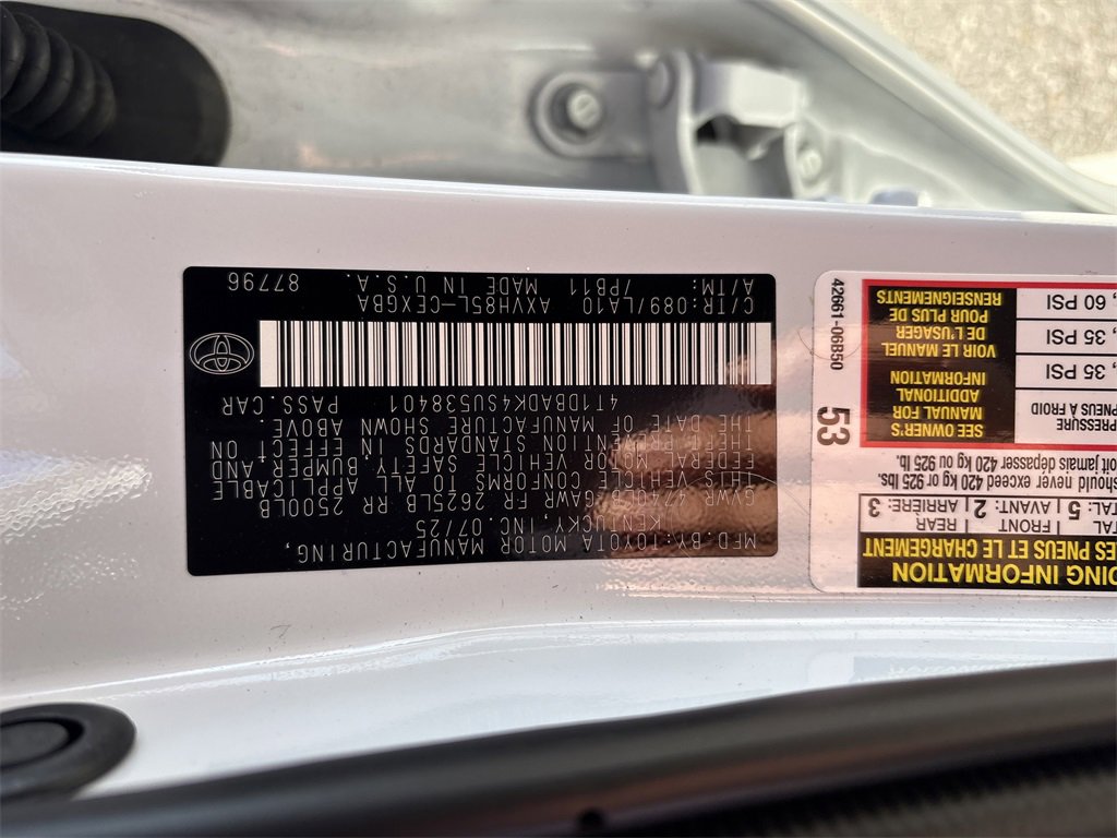 Used 2025 Toyota Camry XLE image 41