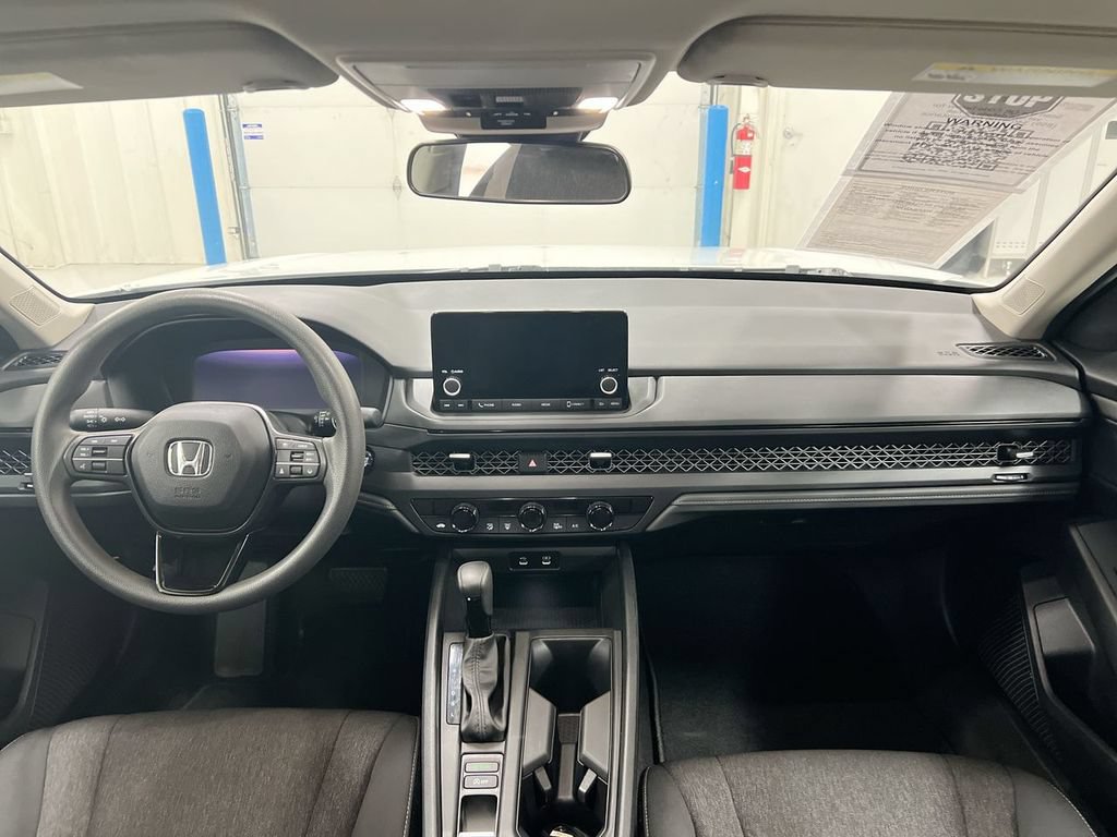 Used 2024 Honda Accord EX image 10