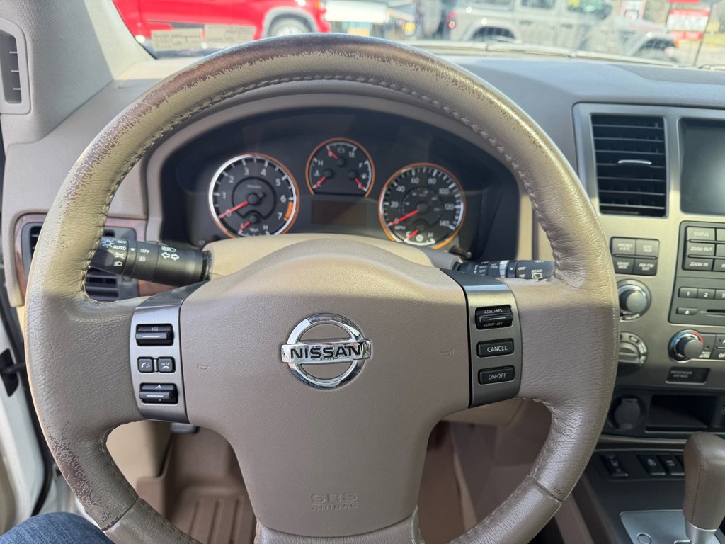 Used 2011 Nissan Armada Platinum w/ 2nd Row Captain Seat Pkg image 31