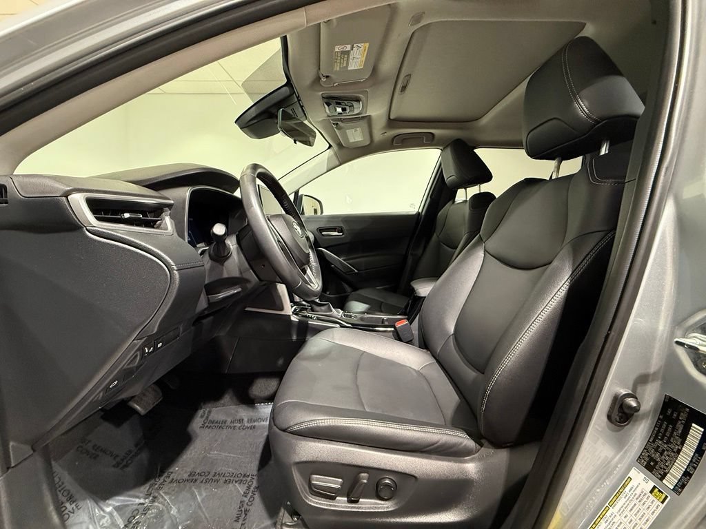 Certified 2024 Toyota Corolla Cross XLE w/ Convenience Package AWD/4WD image 13
