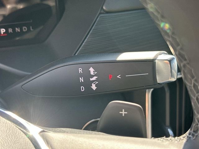 New 2026 GMC Acadia Elevation image 13