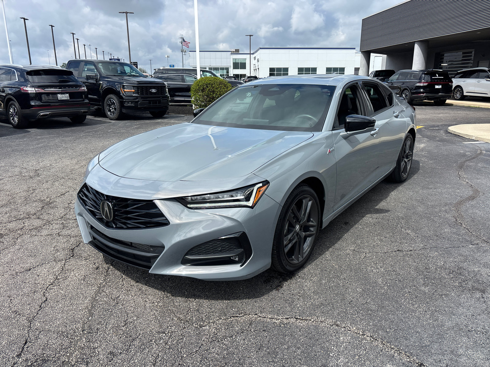 Used 2024 Acura TLX SH-AWD w/ A-SPEC Pkg image 3