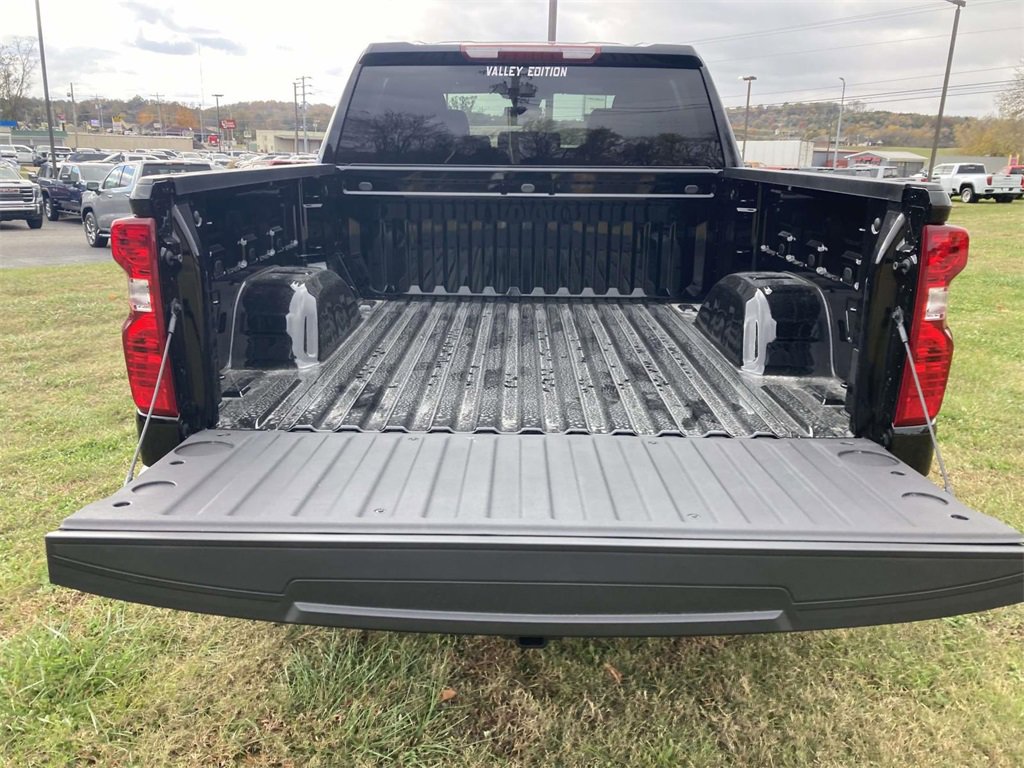 New 2026 Chevrolet Silverado 1500 W/T image 11