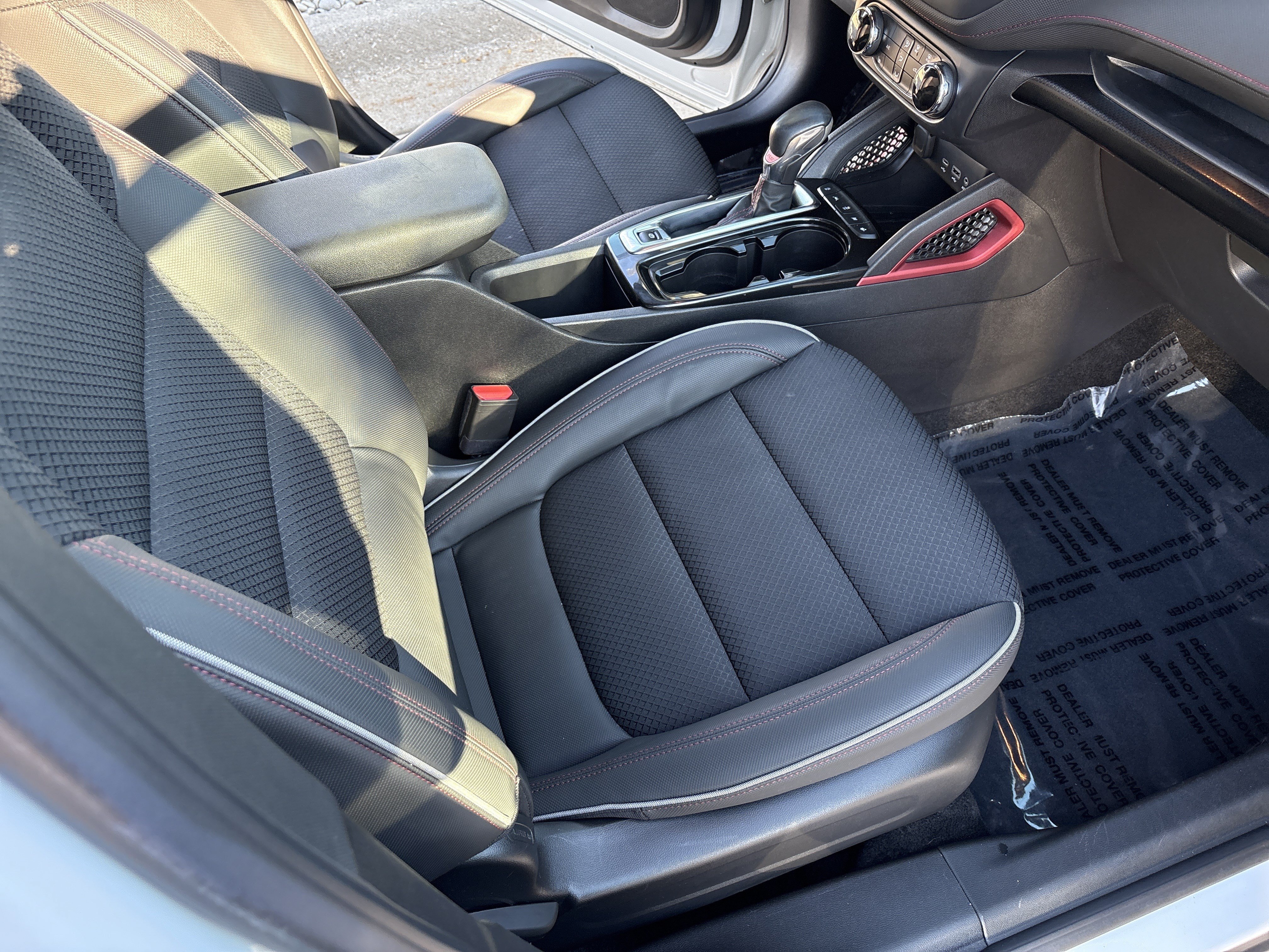 Used 2023 Chevrolet TrailBlazer RS FWD image 22