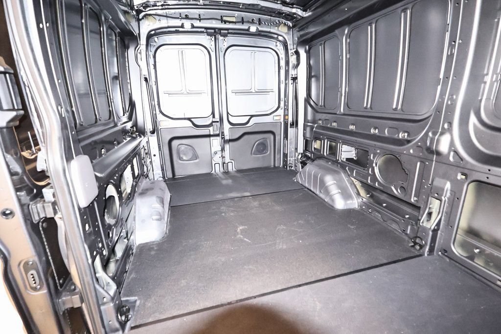 New 2026 Ford Transit 250 148 Medium Roof RWD image 15