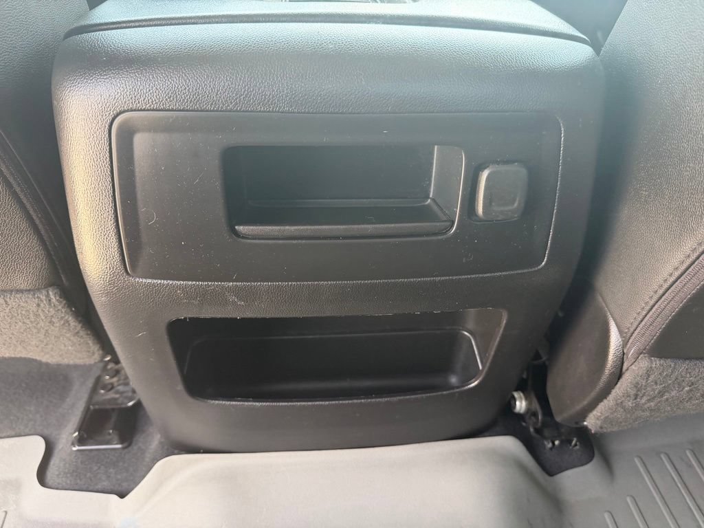 Used 2018 GMC Sierra 1500 SLT w/ SLT Premium Package AWD/4WD image 29