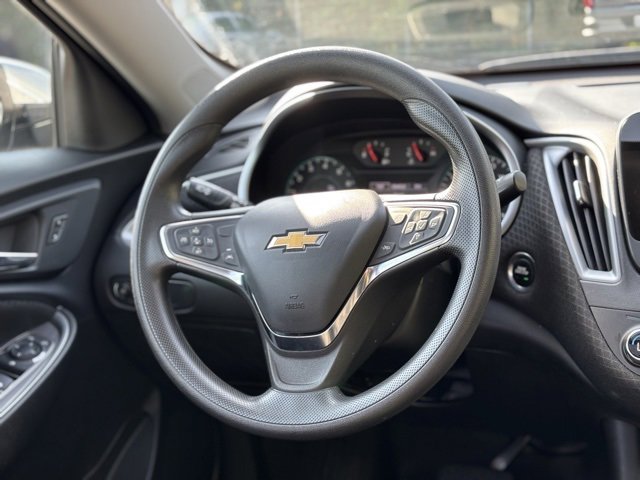 Used 2023 Chevrolet Malibu LT image 21