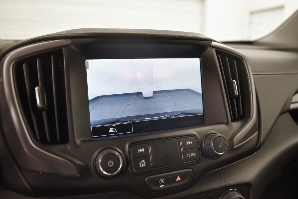 Used 2024 GMC Terrain AT4 image 19