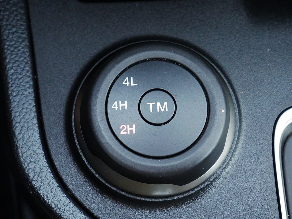 Used 2019 Ford Ranger XLT w/ Equipment Group 302A Luxury AWD/4WD image 47