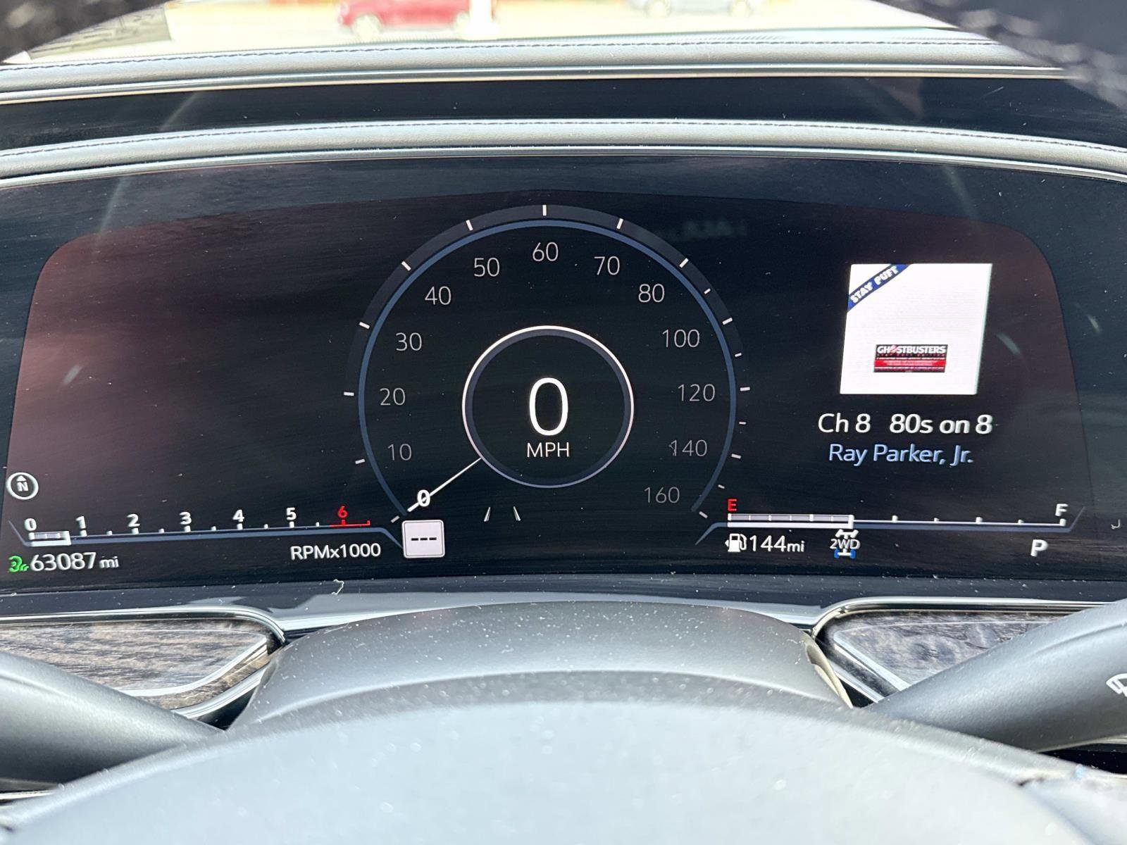 Used 2021 Cadillac Escalade Premium Luxury image 12