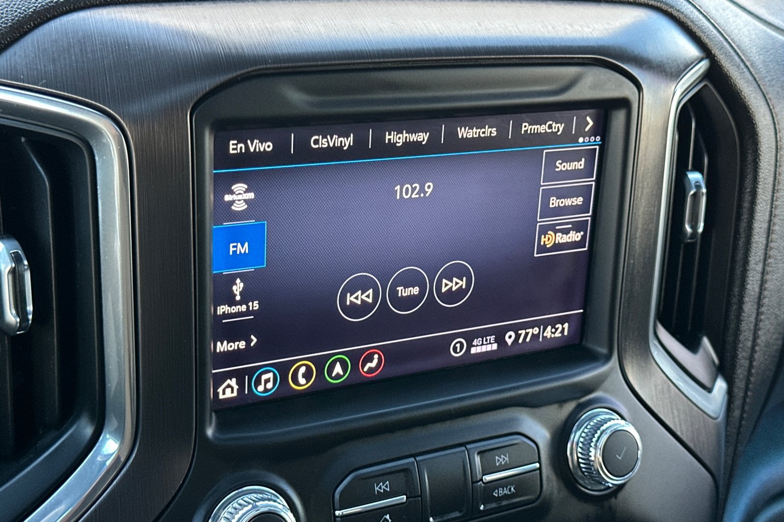 Used 2020 GMC Sierra 1500 AT4 w/ AT4 Premium Package AWD/4WD image 25