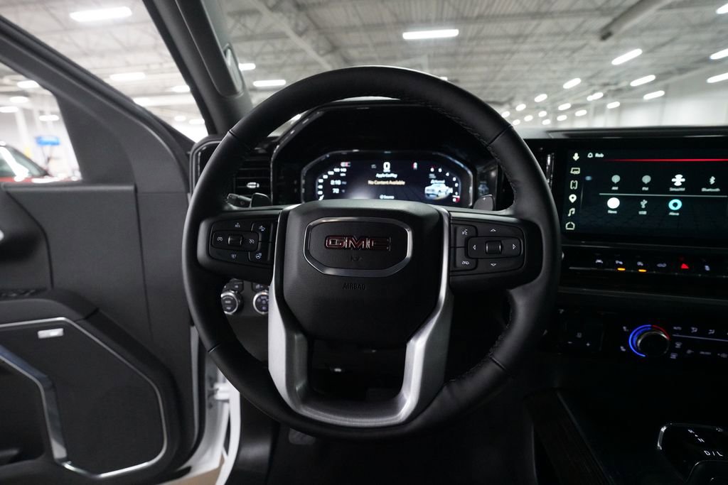 Used 2025 GMC Sierra 1500 Elevation w/ Preferred Package AWD/4WD image 4