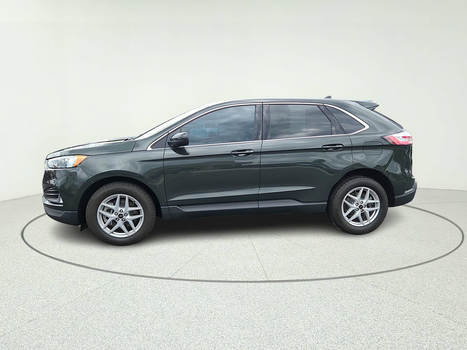 Used 2024 Ford Edge SEL w/ Convenience Package AWD/4WD video 3