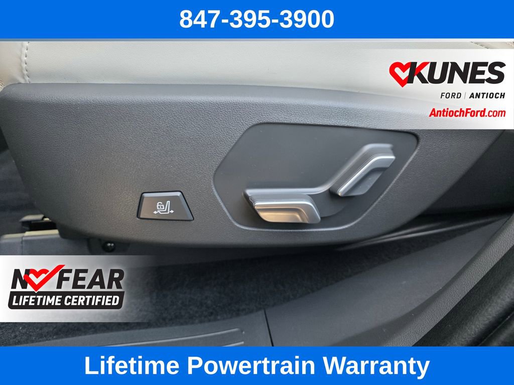 Used 2025 Hyundai Santa Fe Calligraphy image 25