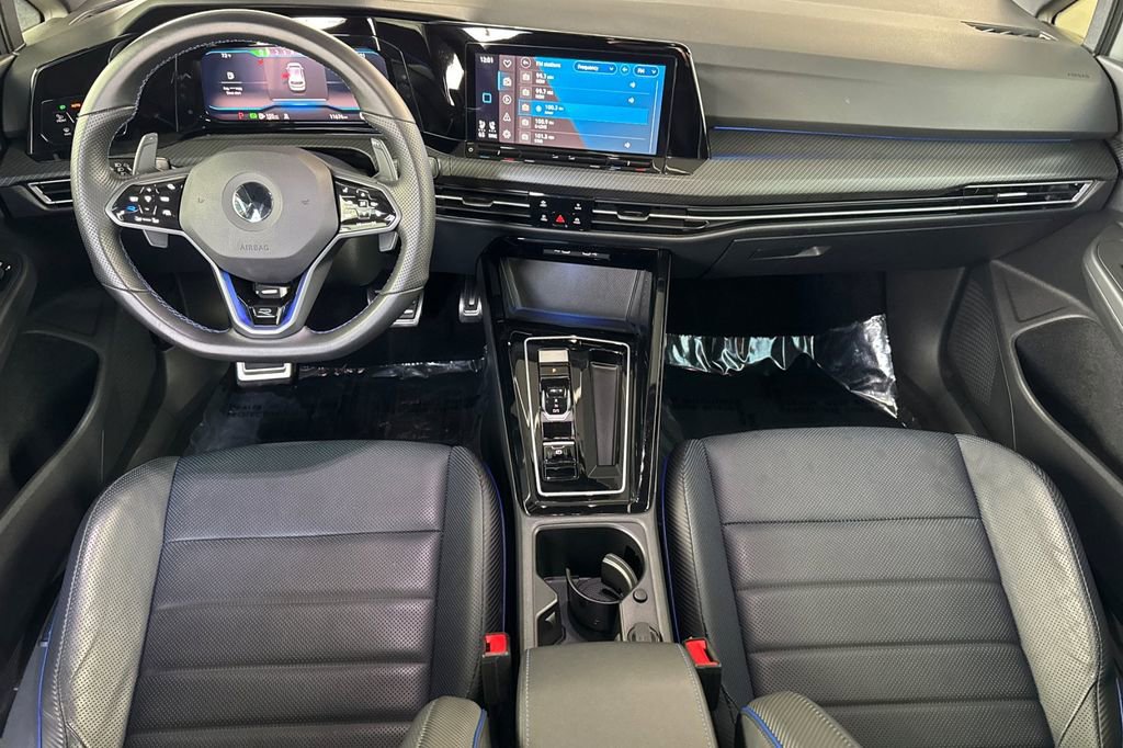 Used 2023 Volkswagen Golf R image 12