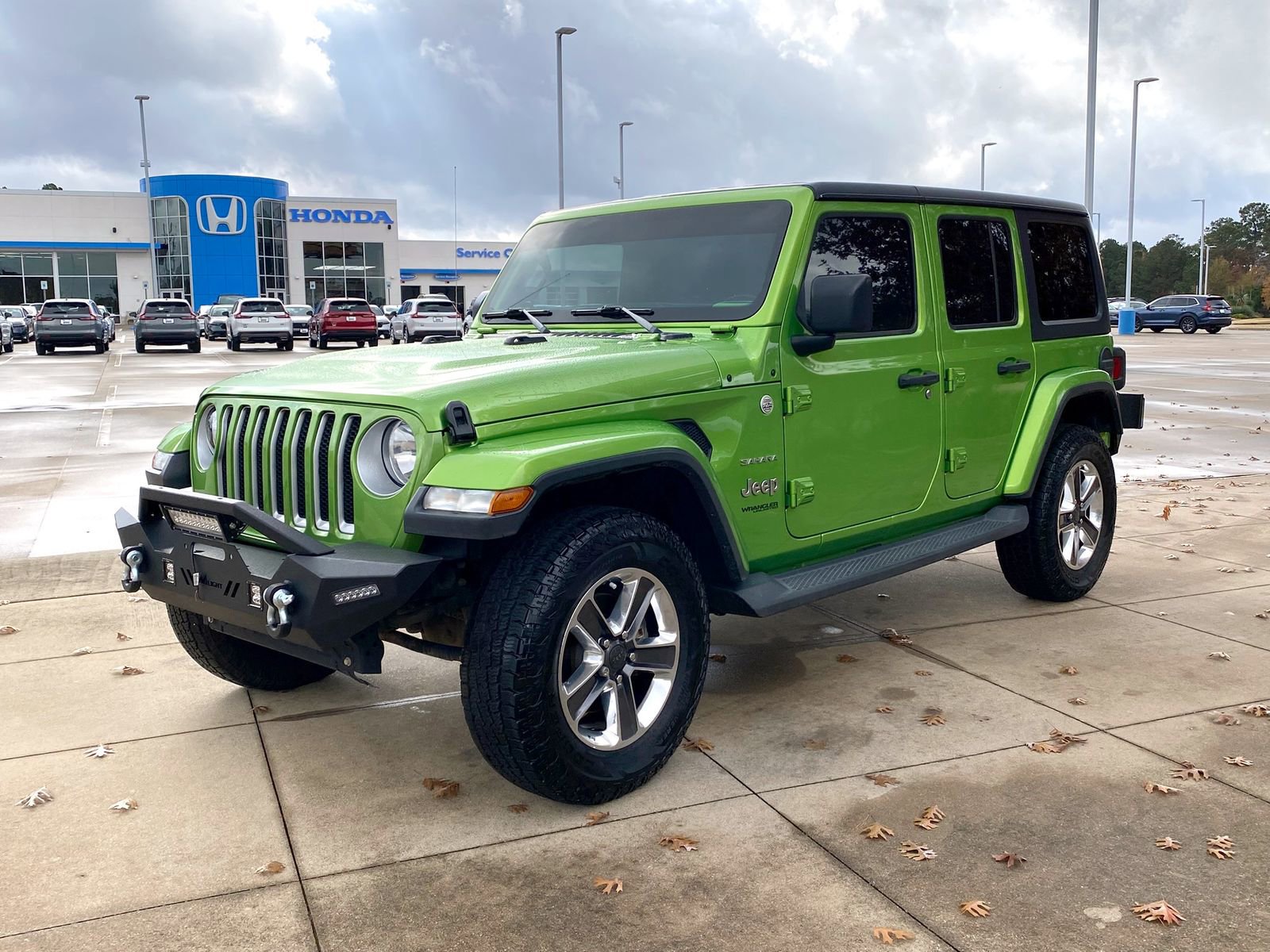 Used 2020 Jeep Wrangler Unlimited Sahara image 3