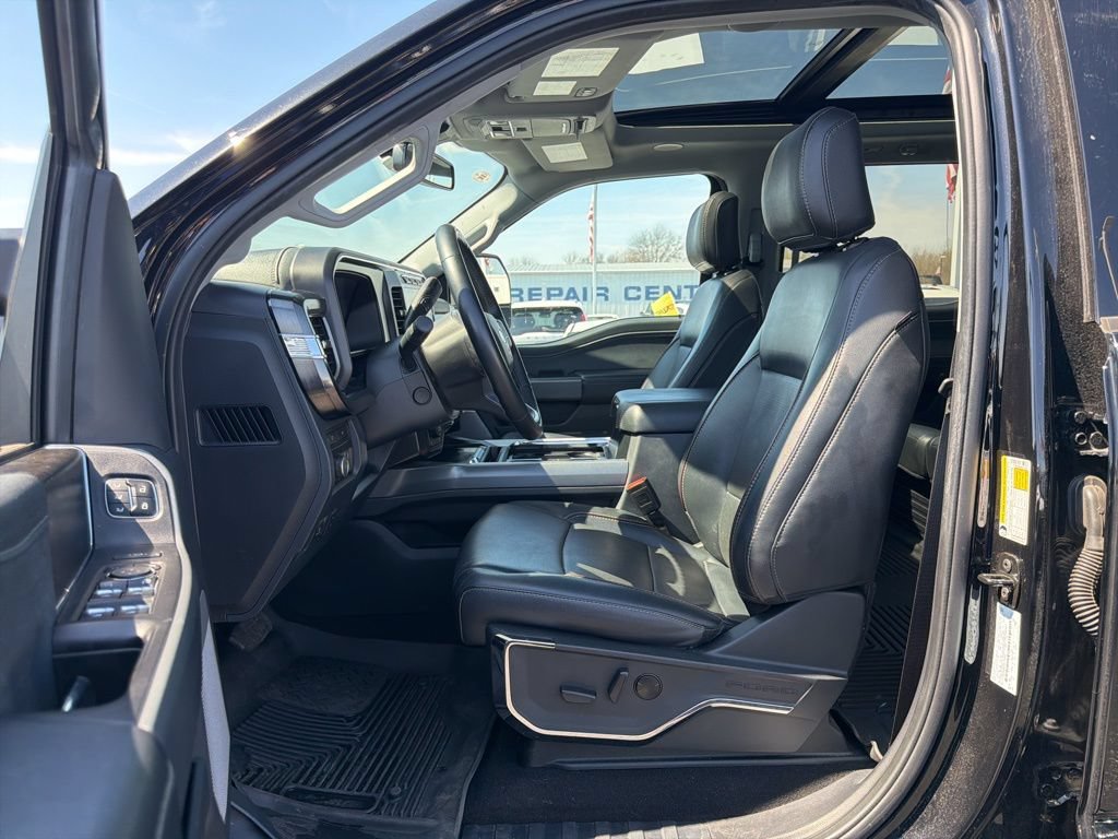 Used 2024 Ford F250 Lariat w/ Lariat Ultimate Package AWD/4WD image 21