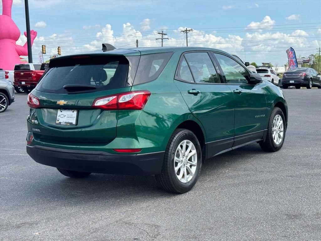 Used 2019 Chevrolet Equinox LS image 3