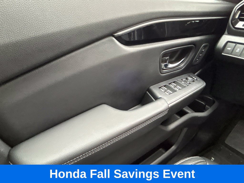 Used 2023 Honda Pilot Touring image 19