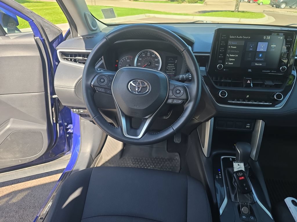 Used 2022 Toyota Corolla Cross LE w/ Moonroof Package AWD/4WD image 15