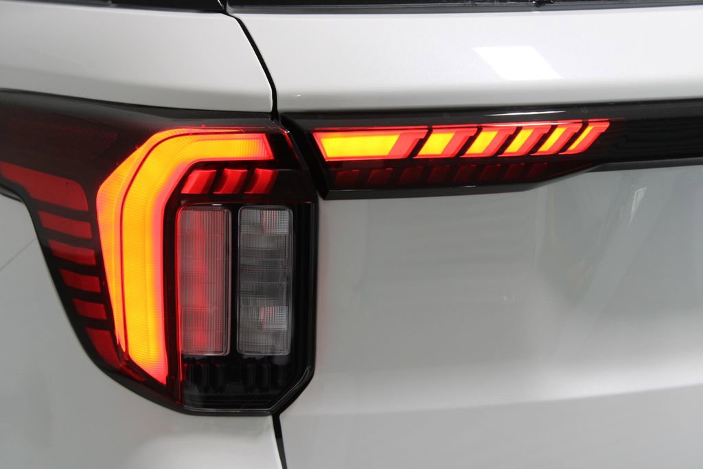 New 2026 Ford Explorer Active image 53