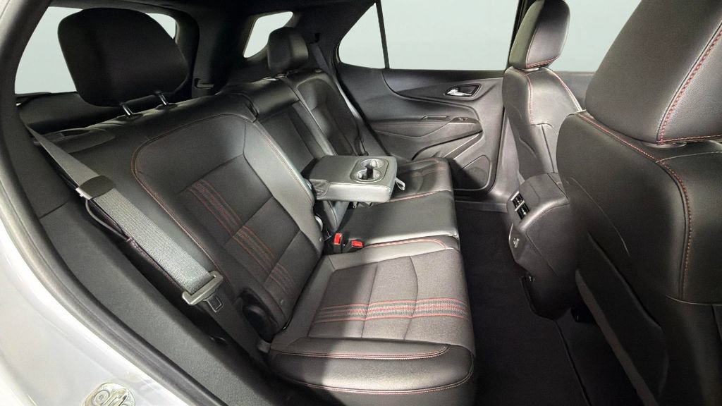 Certified 2024 Chevrolet Equinox RS FWD image 29