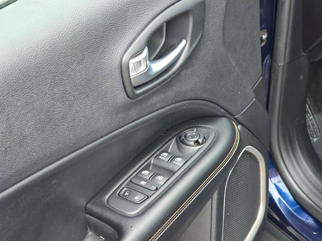 Used 2021 Jeep Compass Latitude image 38