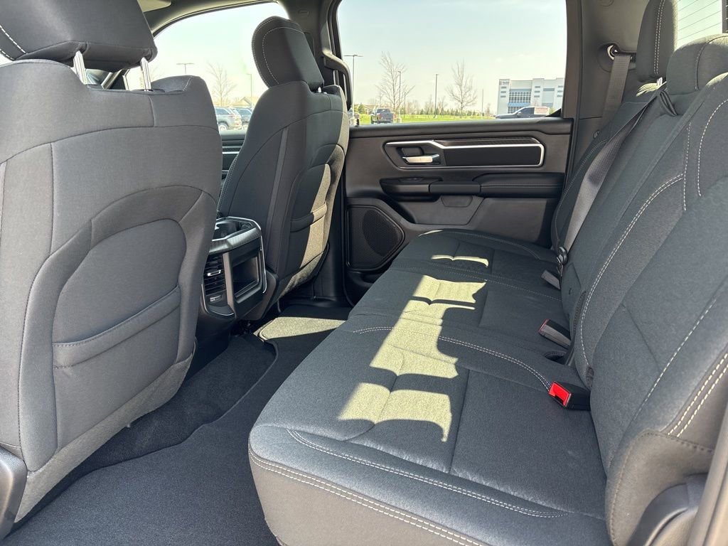 New 2026 RAM 1500 4x4 Crew Cab image 9