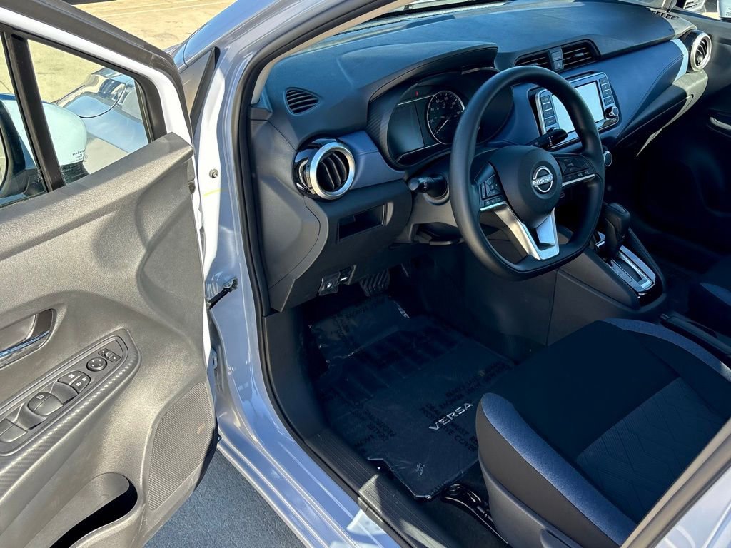 New 2025 Nissan Versa SV w/ Trunk Package image 7