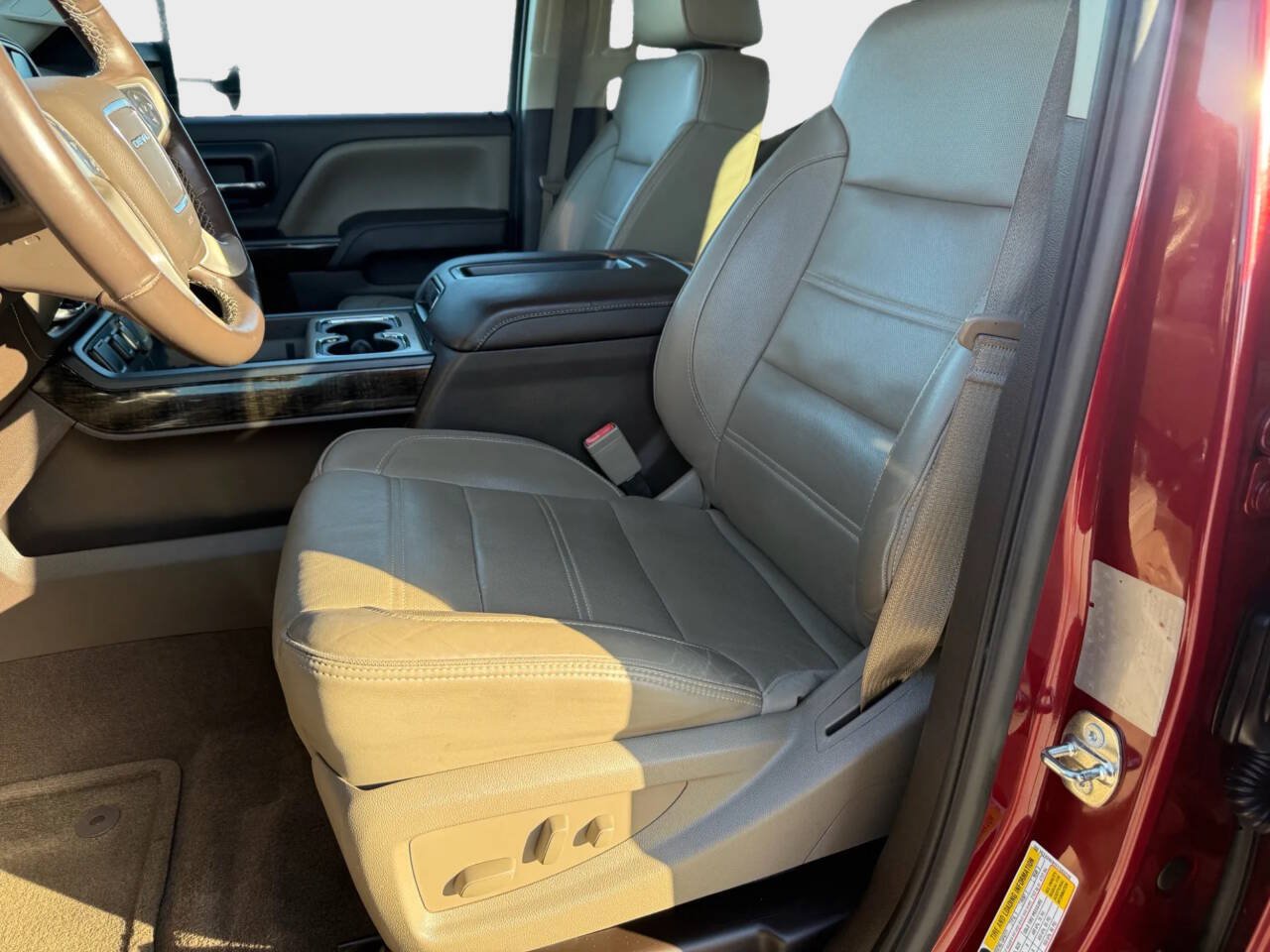 Used 2015 GMC Sierra 3500 Denali w/ Duramax Plus Package AWD/4WD image 7