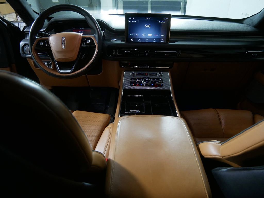 Used 2020 Lincoln Aviator Black Label image 21