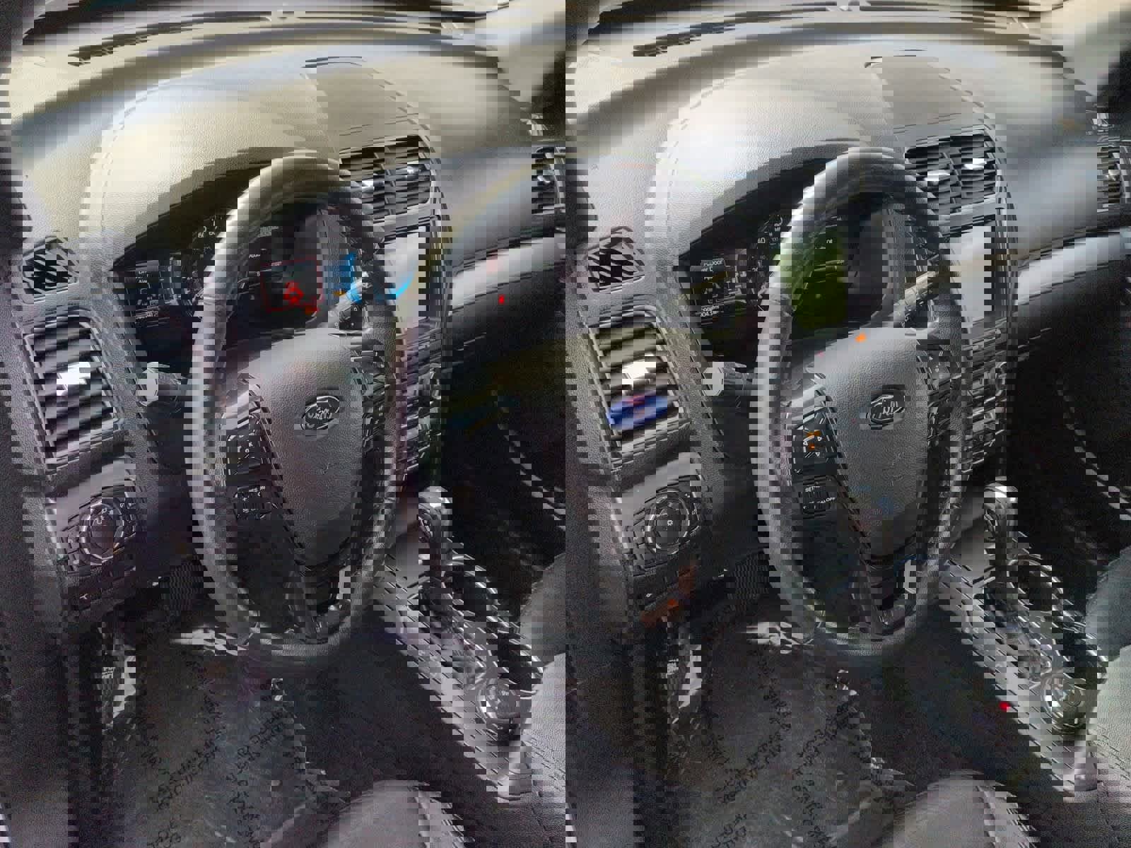 Certified 2018 Ford Explorer XLT w/ Equipment Group 202A image 10