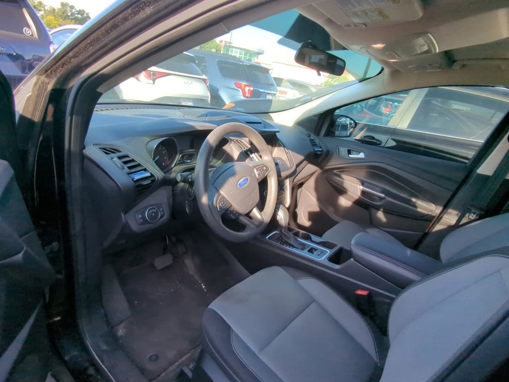 Used 2018 Ford Escape SE w/ SE Sync 3 Package FWD image 7